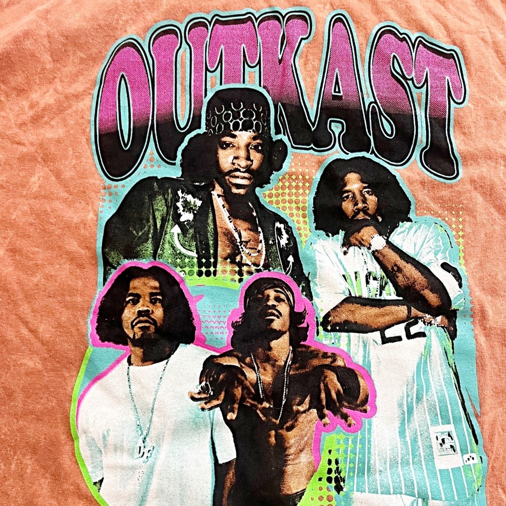 OUTKAST • EUC - Graphic Tee - Picture 2 of 7